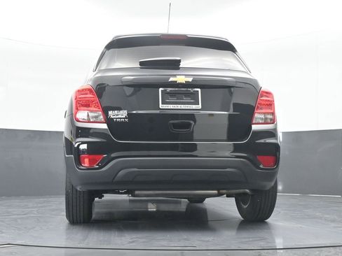 Used 2020 Chevrolet Trax LS image 43