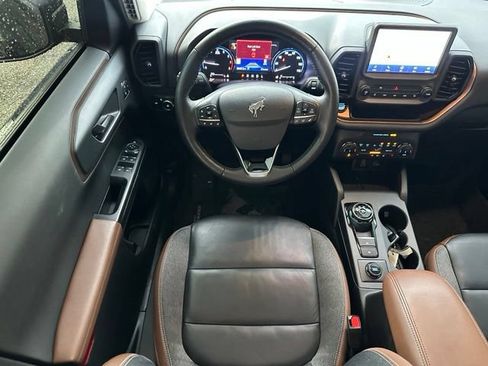 Used 2023 Ford Bronco Sport Outer Banks w/ Tech Package AWD/4WD image 12