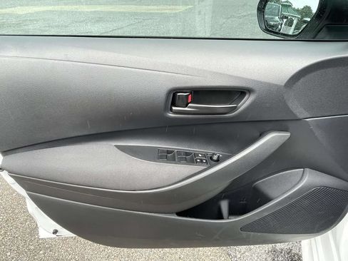 Used 2026 Toyota Corolla LE FWD image 13