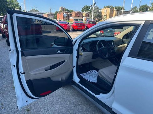 Used 2017 Hyundai Tucson Sport w/ Cargo Package AWD/4WD image 10