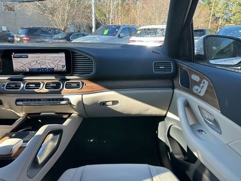 Used 2025 Mercedes-Benz GLE 450 GLE 450 image 16