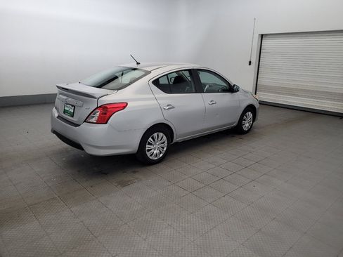 Used 2019 Nissan Versa SV FWD image 10