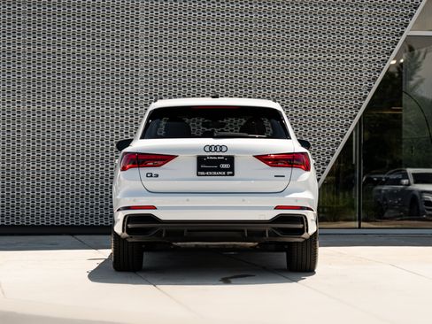Certified 2024 Audi Q3 2.0T Premium AWD/4WD image 27