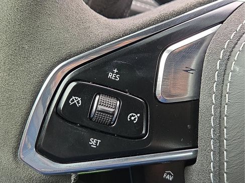 Used 2023 Chevrolet Corvette Z06 image 18