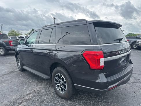 Used 2024 Ford Expedition XLT AWD/4WD image 4