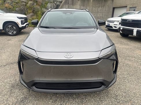 Used 2025 Toyota bZ4X AWD w/ Weather Package image 10
