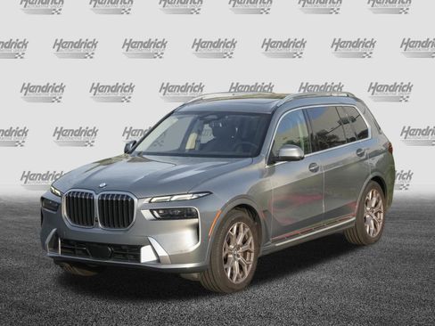 Used 2024 BMW X7 xDrive40i image 5