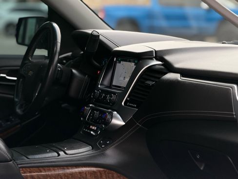 Used 2019 Chevrolet Suburban Premier w/ RST 6.2L Performance Edition image 12