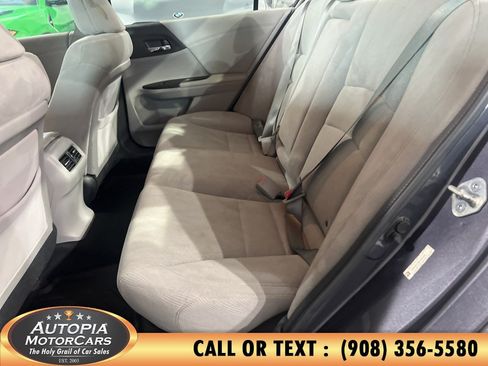 Used 2013 Honda Accord EX image 17
