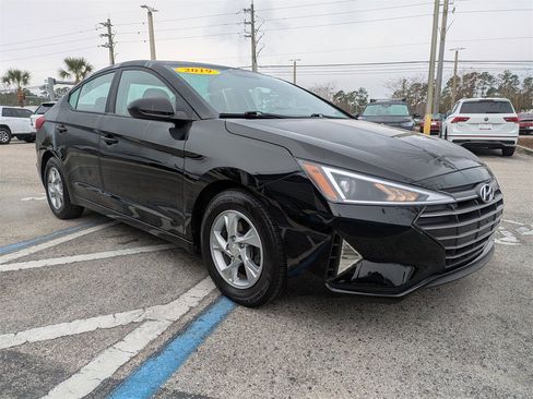 Used 2019 Hyundai Elantra SE w/ Cargo Package image 8