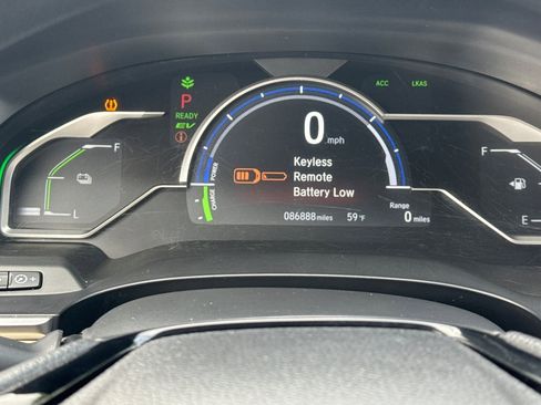 Used 2018 Honda Clarity Plug-In Hybrid image 24