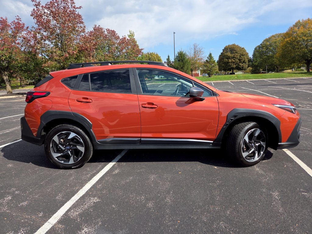 Used 2024 Subaru Crosstrek 2.5i Limited w/ Crosstrek Mirror Package AWD/4WD image 24
