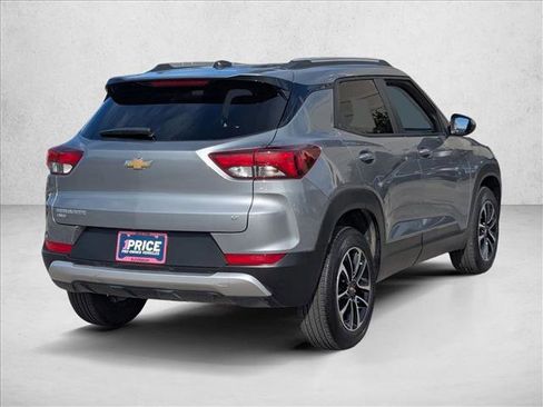 Used 2025 Chevrolet TrailBlazer LT image 5
