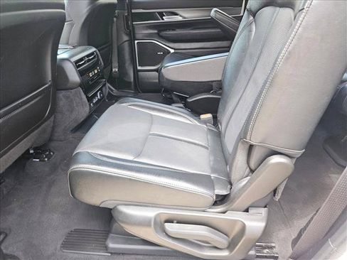 Used 2025 Jeep Wagoneer Series II RWD image 11