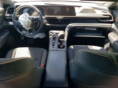 Used 2023 Toyota Crown AWD/4WD image 7