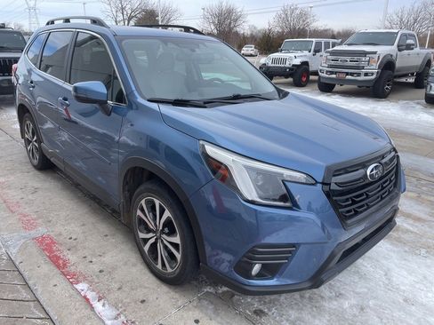 Used 2022 Subaru Forester Limited image 1
