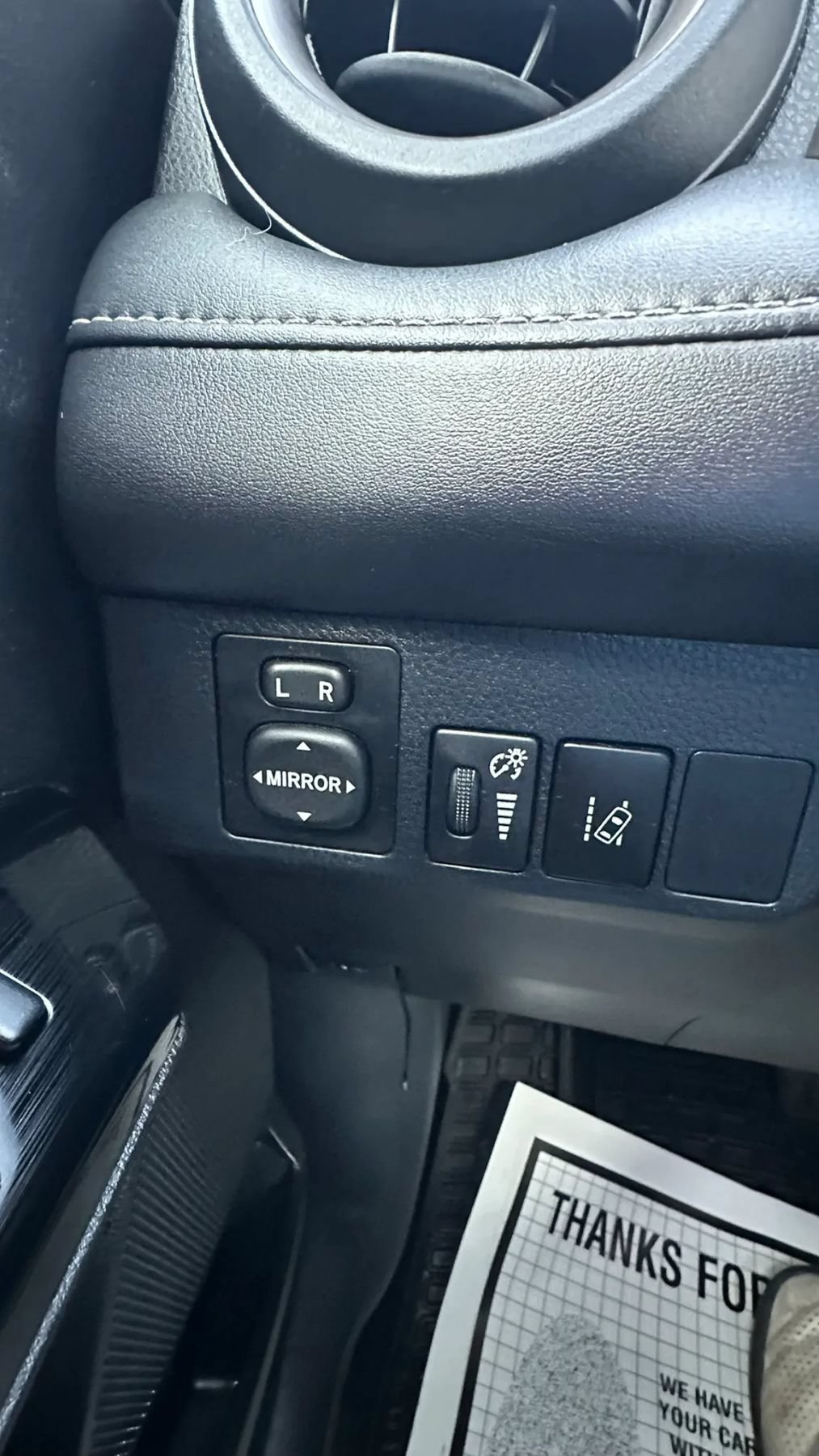 Used 2016 Toyota RAV4 Limited w/ Advanced Technology Package AWD/4WD image 19