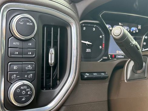 Used 2023 GMC Sierra 3500 Denali w/ Technology Package AWD/4WD image 21