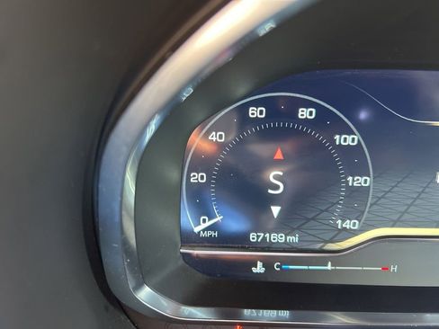 Used 2024 GMC Yukon XL SLT image 49