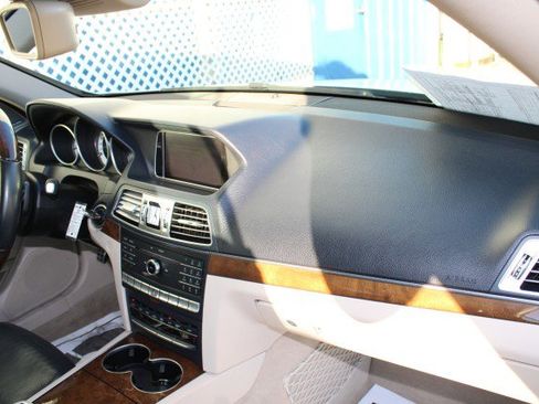 Used 2016 Mercedes-Benz E 400 Cabriolet w/ Premium 2 Package image 16