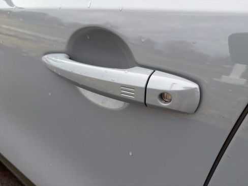 Used 2024 Nissan Ariya ENGAGE e-4ORCE image 17