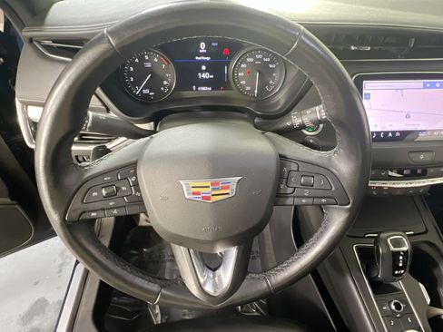 Used 2019 Cadillac XT4 Premium Luxury w/ Technology Package image 11