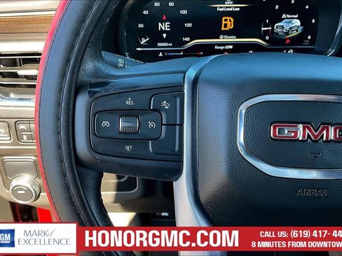 Used 2022 GMC Yukon SLE w/ Gmc Pro Safety Plus Package image 11