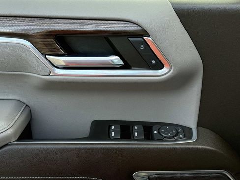 Used 2023 Chevrolet Silverado 1500 LT image 19