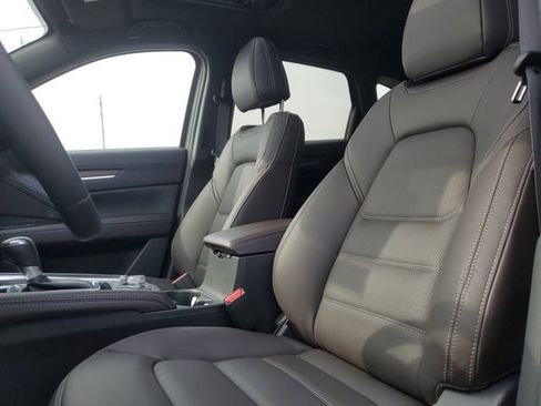 New 2025 MAZDA CX-5 Signature image 5