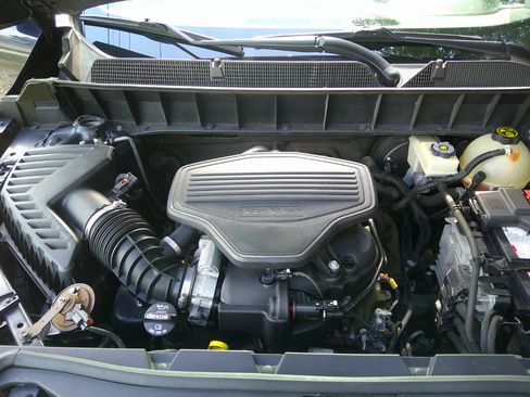 Used 2017 GMC Acadia SLT image 57