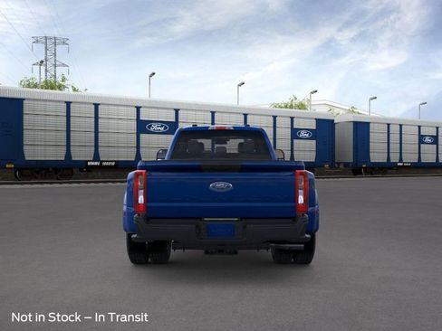 New 2026 Ford F350 4x4 Crew Cab DRW Super Duty image 5