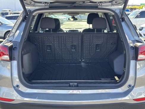 Used 2024 Chevrolet Equinox LT w/ LPO, Floor Liner Package AWD/4WD image 17
