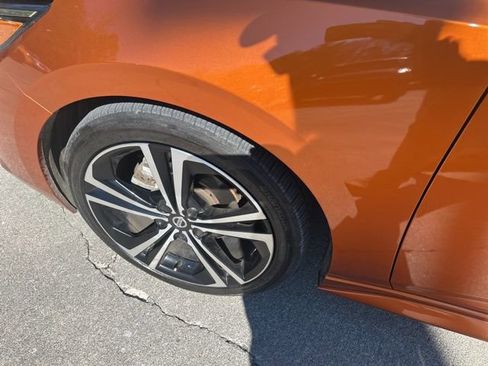 Used 2023 Nissan Sentra SR w/ SR Premium Package image 21