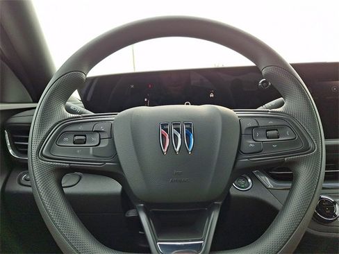 New 2026 Buick Envista Preferred image 14