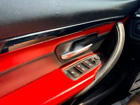 Used 2015 BMW M4 Convertible RWD image 20