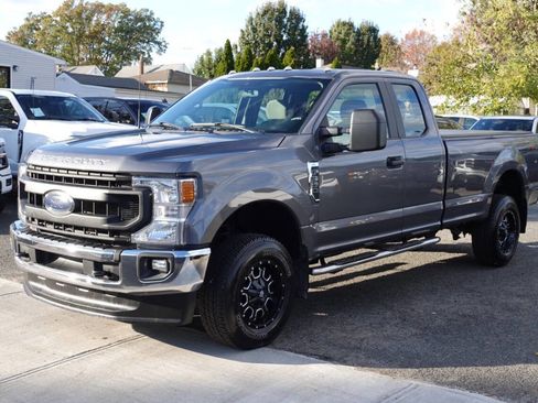 Used 2021 Ford F350 XL image 1