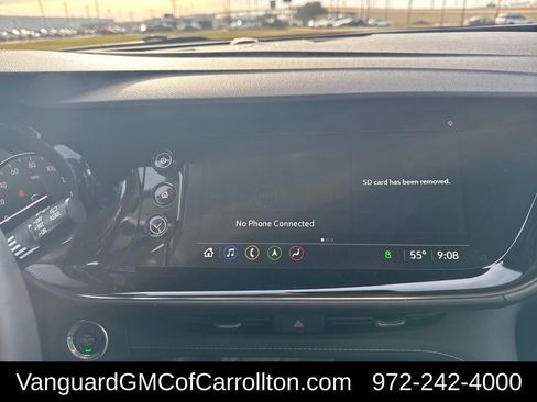 Used 2023 Buick Envision Avenir image 16