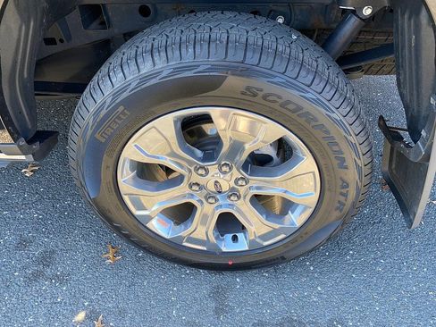 Certified 2022 Ford F150 Platinum w/ Equipment Group 701A High image 12