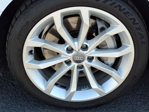 Used 2019 Audi A4 2.0T Premium w/ Convenience Package image 10