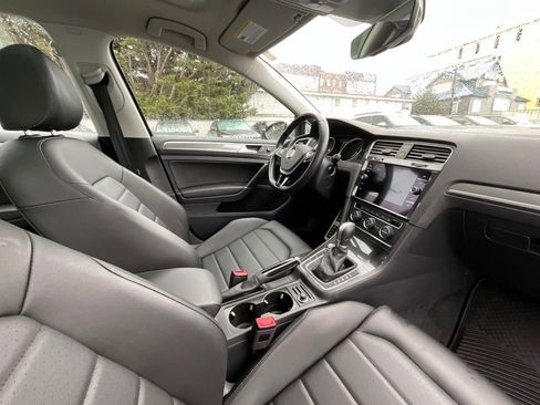 Used 2019 Volkswagen Golf Alltrack SEL image 18