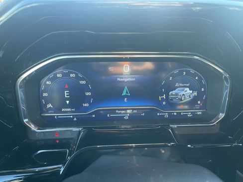 Used 2024 Chevrolet Silverado 1500 High Country w/ High Country Premium Package image 22