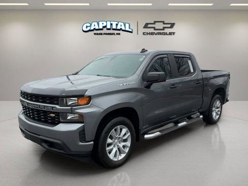 Used 2022 Chevrolet Silverado 1500 Custom AWD/4WD image 1
