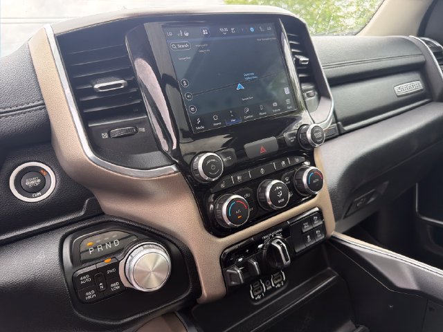 Used 2022 RAM 1500 Laramie AWD/4WD image 26