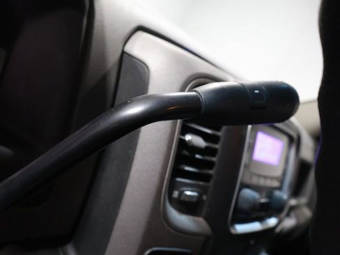 Used 2016 RAM 1500 ST w/ SXT Appearance Group image 31