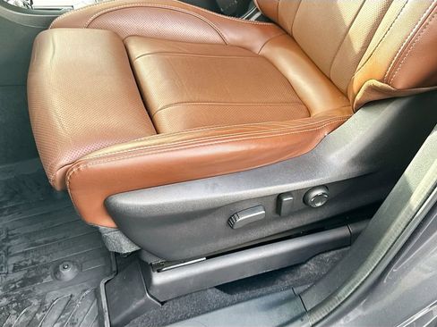 Used 2023 Subaru Ascent Touring image 21