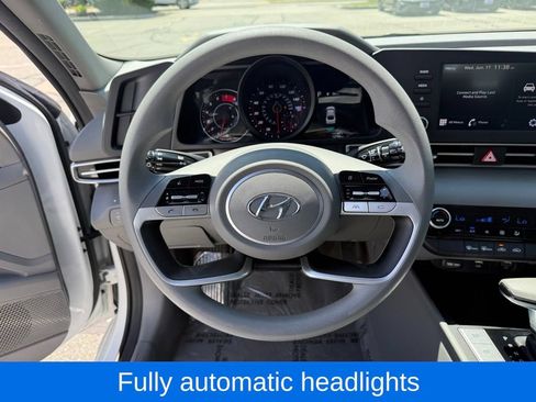 Certified 2023 Hyundai Elantra SEL FWD image 12