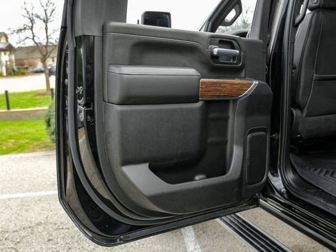 Used 2023 Chevrolet Silverado 3500 High Country w/ Z71 Off-Road Package image 57