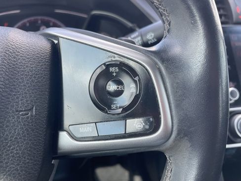 Used 2020 Honda Civic Sport image 8