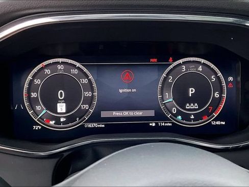 Used 2026 Jaguar F-PACE R-Dynamic S AWD/4WD image 21