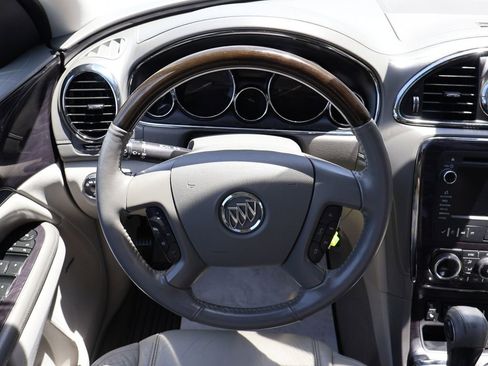 Used 2021 Buick Enclave Essence w/ Sound and Sites Package AWD/4WD image 13